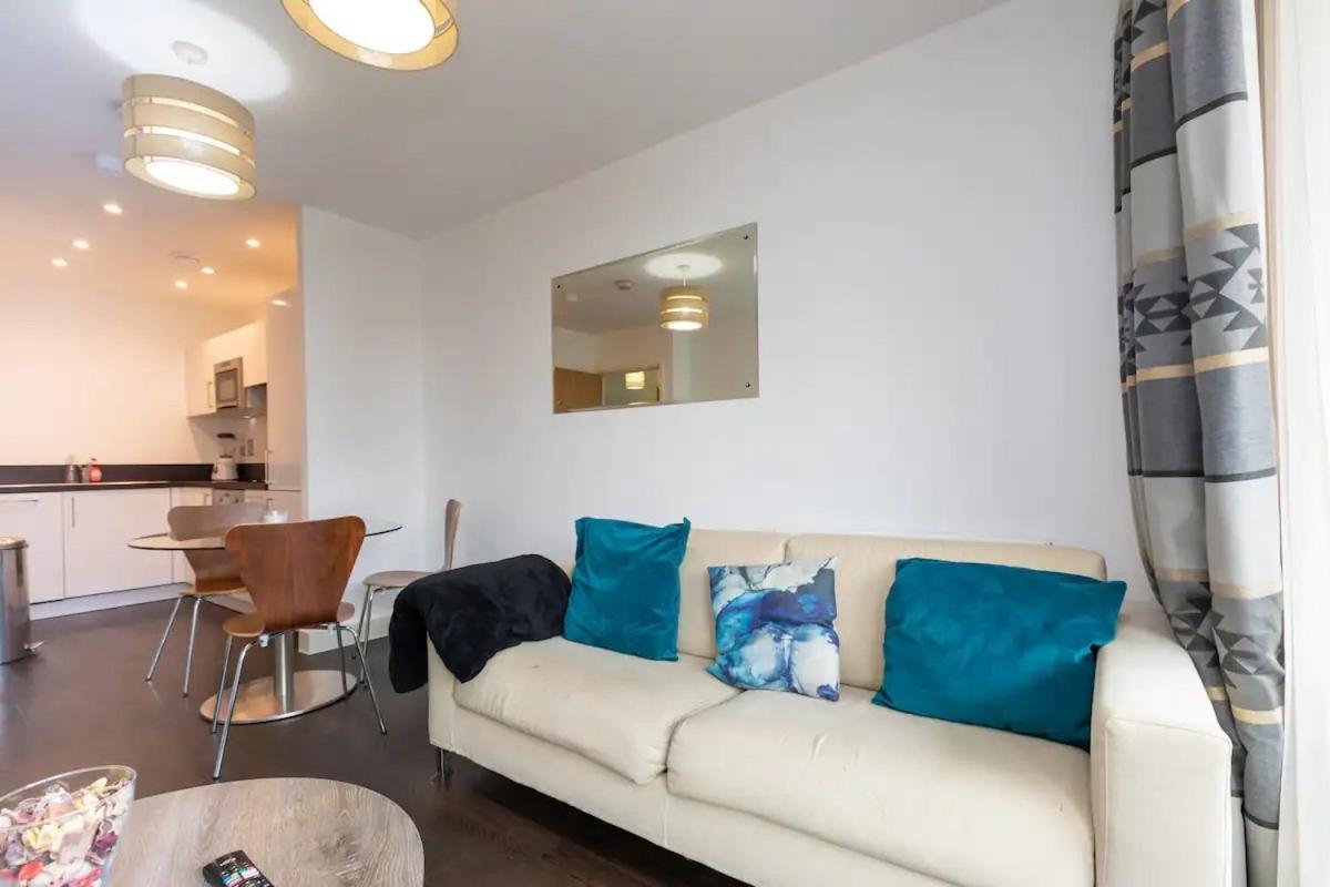 East Paradise Apartment London